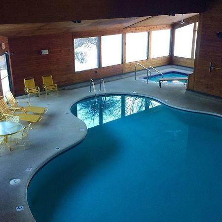 Cedar Motor Inn Marquette Dış mekan fotoğraf
