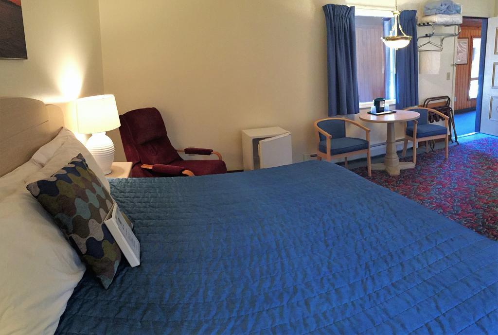Cedar Motor Inn Marquette Dış mekan fotoğraf