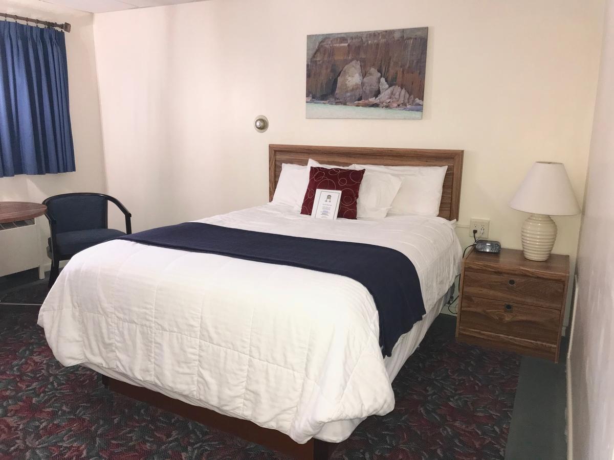 Cedar Motor Inn Marquette Dış mekan fotoğraf