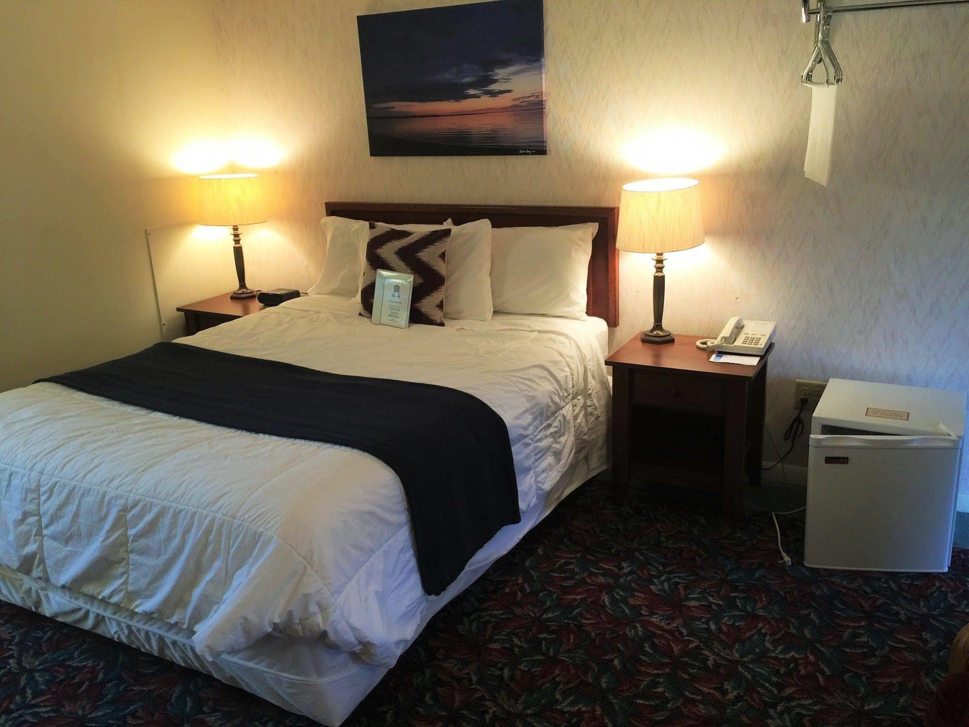 Cedar Motor Inn Marquette Dış mekan fotoğraf