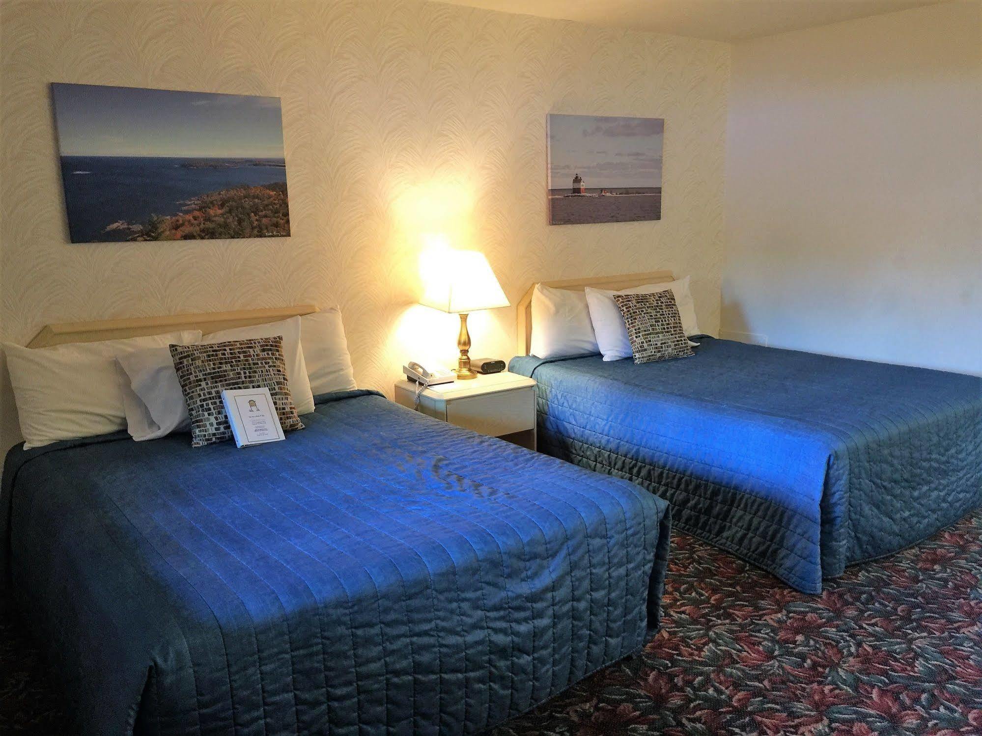 Cedar Motor Inn Marquette Dış mekan fotoğraf