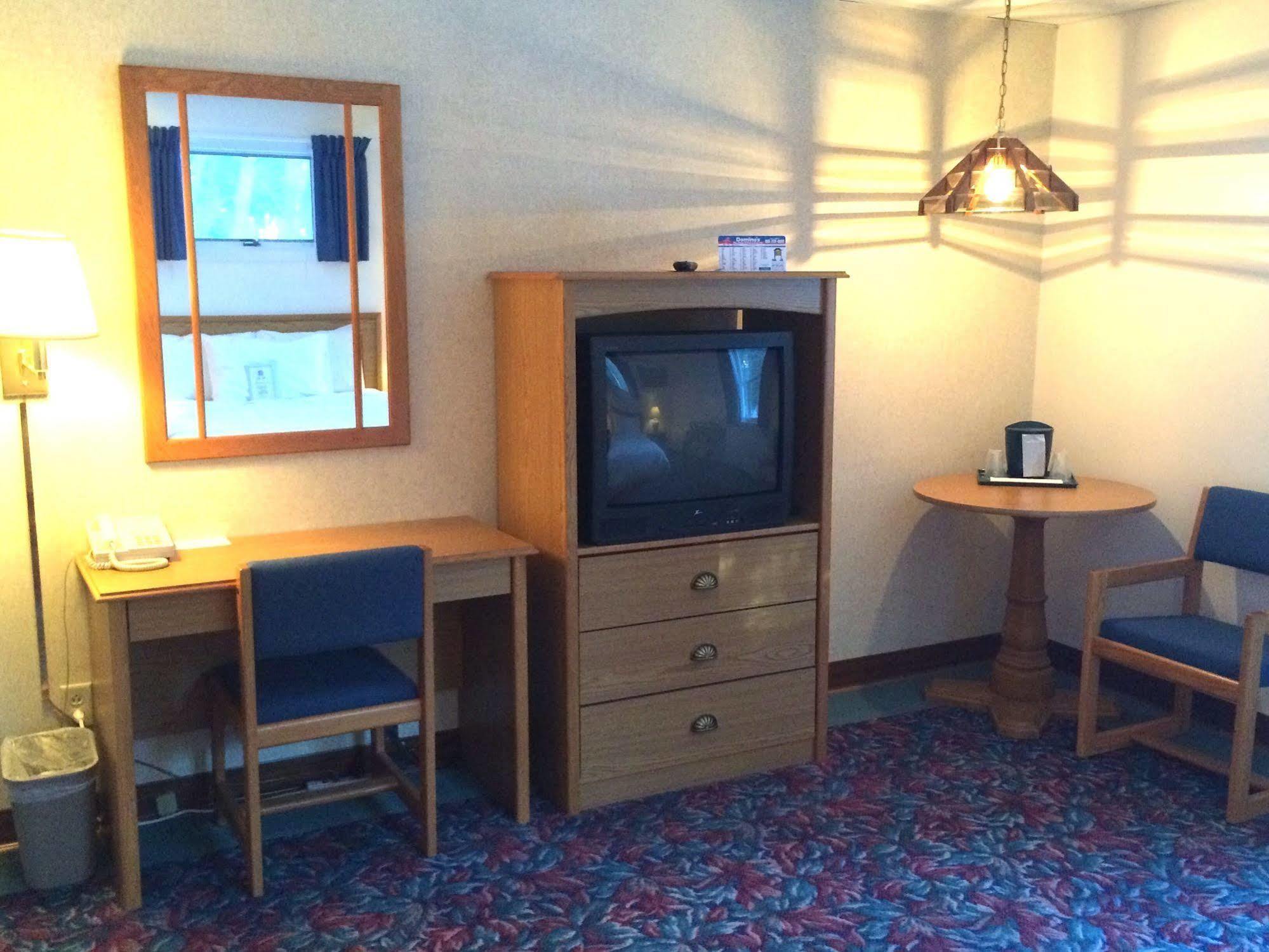 Cedar Motor Inn Marquette Dış mekan fotoğraf