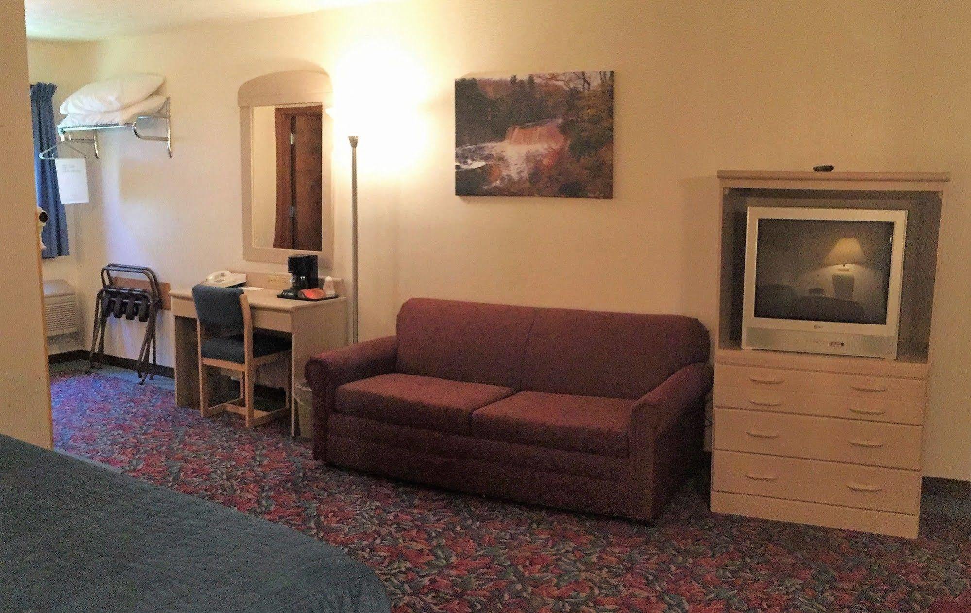 Cedar Motor Inn Marquette Dış mekan fotoğraf