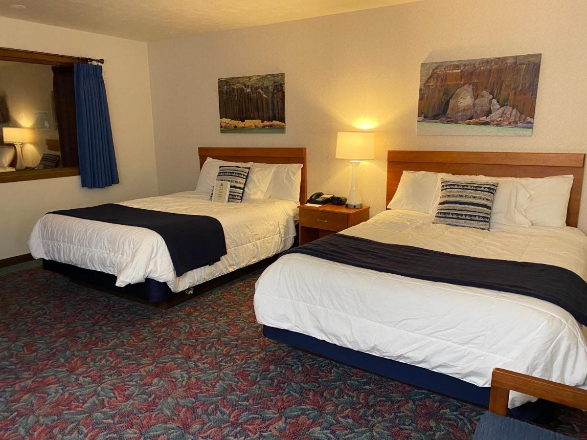 Cedar Motor Inn Marquette Dış mekan fotoğraf